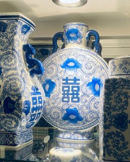 Blue Willow Vases set